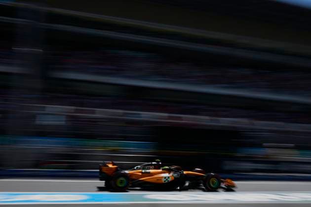 F1 Grand Prix of Spain - Qualifying Lando Norris of Great Britain driving the (4) McLaren Formula 1 Team MCL39 Mercedes on track during the final practice ahead of the F1 Grand Prix of Spain at Circuit de Barcelona-Catalunya on May 31, 2025, in Barcelona, Spain. Barcelona Circuit de Barcelona-Catalunya Catalunya Spain RL_F1GPESP2025_000461 Copyright: xRicardoxLarreinax