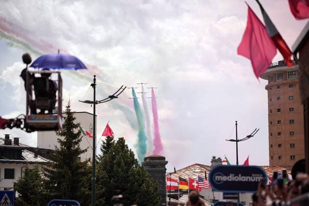 Tricolor arrows and the four Giro jerseys during the stage 20 of the Giro d™Italia from Verres to Sestriere (Via Lattea), Italy - Saturday, May 31, 2025. - cycling.  Copyright: xMarcoxAlpozzi LaPressex