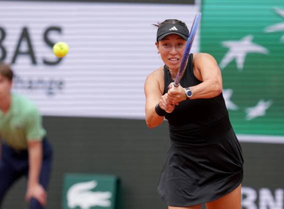 TENNIS - French Open 2025 PARIS,FRANCE,31.MAY.25 - TENNIS - WTA, Tennis Damen Tour, French Open, Roland Garros, Grand Slam. Image shows Jessica Pegula (USA).  GEPAxpictures xMichaelxRiedler