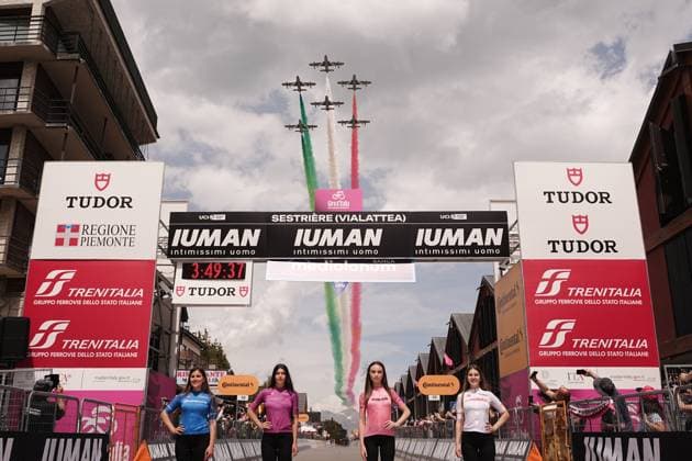 Tricolor arrows and the four Giro jerseys during the stage 20 of the Giro d™Italia from Verres to Sestriere (Via Lattea), Italy - Saturday, May 31, 2025. - cycling.  Copyright: xMarcoxAlpozzi LaPressex