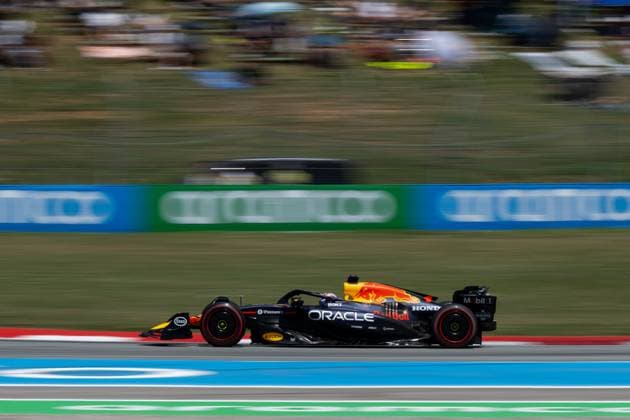 Max Verstappen (Oracle Red Bull Racing, Niederlande, 01) im RB21, ESP, Formel 1 Weltmeisterschaft, Aramco Grand Prix von Spanien, Circuit de Barcelona Catalunya, Freies Training, Saison 2025, 31.05.2025 ESP, Formel 1 Weltmeisterschaft, Aramco Grand Prix von Spanien, Circuit de Barcelona Catalunya, Freies Training, Saison 2025, 31.05.2025 Barcelona Copyright: xEibner-Pressefoto Memmlerx EP_MMR