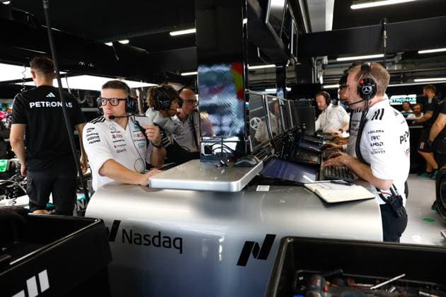 Peter Bonnington (GBR, Mercedes-AMG Petronas F1 Team), Marcus Dudley (Mercedes-AMG Petronas F1 Team), F1 Grand Prix of Spain at Circuit de Barcelona-Catalunya on May 31, 2025 in Barcelona, Spain. (Photo by HOCH ZWEI) Barcelona Spain