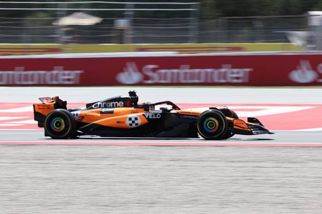 Oscar Piastri (McLaren Formula 1 Team, 81), FP3, Free Practice 3, Freies Training 3, ESP, Formel 1 Weltmeisterschaft, Aramco Grand Prix von Spanien, Circuit de Barcelona Catalunya, Saison 2025, 31.05.2025 ITA, Formel 1 Weltmeisterschaft, Spanish Grand Prix, 31.05.2024 Barcelona Copyright: xEibner-Pressefoto AnnikaxGrafx EP_AGF