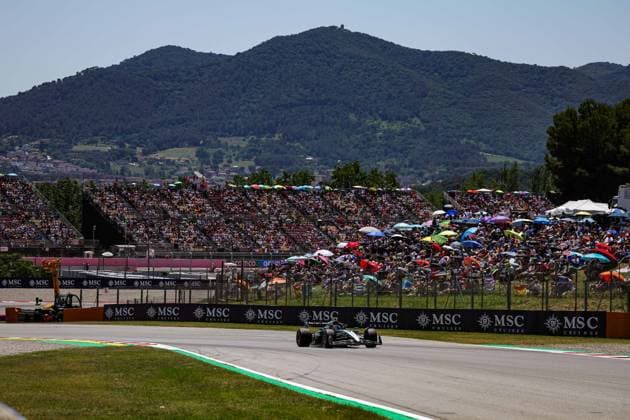 F1 - SPANISH GRAND PRIX 2025 12 KIMI ANTONELLI Andrea (ita), Mercedes AMG F1 Team W16, action during the Formula 1 Aramco Gran Premio de Espana 2025, Spanish Grand Prix 2025, 9th round of the 2025 FIA Formula One World Championship, WM, Weltmeisterschaft from May 30 to June 1, 2025 on the Circuit de Barcelona-Catalunya, in Montmelo, Spain - MontmeloSpain  Copyright: xFLORENTxGOODENx