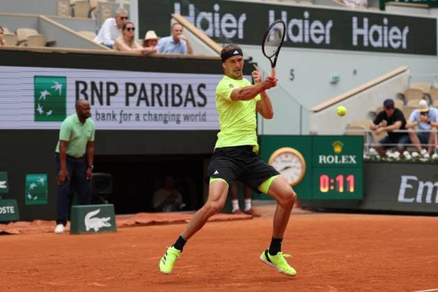 ROLAND GARROS 2025 Thierry Larret MAXPPP - PARIS (75) 31 05 2025 Thierry Larret Maxppp. Tennis. Roland Garros 2025. Internationaux de France de tennis. Stade Roland Garros, Paris (75).Le 31 mai 2025. Court Philippe Chatrier : Alexander ZVEREV (GER) vs Flavio COBOLLI ( ITA) PARIS (75) STADE ROLAND GARROS PARIS ILE DE FRANCE FRANCE  Copyright: xMAXPPPxThierryxLarretx TLR202505317462 TLR202505317462