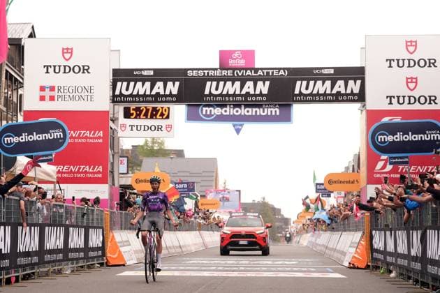 Harper Christopher of Team Jayco Alula winner of the stage on the finish line during the stage 20 of the Giro d™Italia from Verres to Sestriere (Via Lattea), Italy - Saturday, May 31, 2025. - cycling.  Copyright: xMassimoxPaolone LaPressex