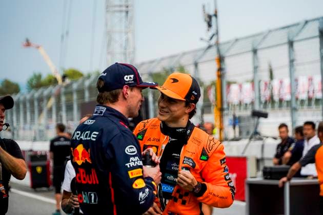 Formula 1 Aramco Gran Premio de Espana 2025 Gabriela Testa OVERTAKE MAXPPP - Barcelona 31 05 2025 81 PIASTRI Oscar (aus), McLaren F1 Team, portrait, 01 VERSTAPPEN Max (nld), Red Bull Racing, portrait during the Formula 1 Aramco Gran Premio de Espana 2025, the 9th round of the 2025 FIA Formula 1 World Championship, WM, Weltmeisterschaft at the Circuit of Barcelona-Catalunya from May 29 to June 1, 2025, in Montmeló, Spain Barcelona Spain Copyright: xOVERTAKE MAXPPPxGabrielaxTestax OVT202505317734 OVT202505317734