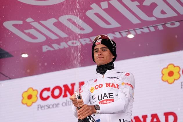 Del Toro Romero Isaac of Uae Team Emirates Xrg white jersey on the podium during the stage 20 of the Giro d™Italia from Verres to Sestriere (Via Lattea), Italy - Saturday, May 31, 2025. - cycling.  Copyright: xMassimoxPaolone LaPressex