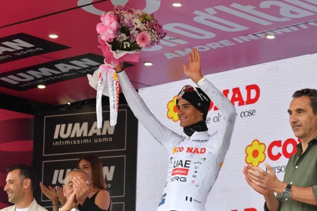 Foto IPP Massimo Rana Sestriere ( To ) 31-05-2025 Ciclismo Giro d Italia 2025 ventesima tappa da Verres a Sestriere nella foto Isaac Del Toro con la maglia bianca, per il miglior giovane del giro Italy Photo Press - World Copyright italy ITALY  Copyright: xR4924_italyphotopressx