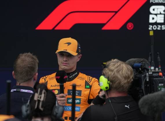31.05.2025, Circuit de Catalunya, Barcelona, Formel 1 Aramco Grand Prix von Spanien 2025 , im Bild 2.Startplatz für Lando Norris (GBR), McLaren F1 Team (Photo by Hasan Bratic DeFodi Images)