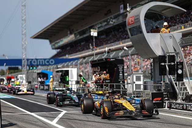 Foto IPP Enrico Schiavi Montmelò 31-05-2025 Formula 1 - F1 Gran Premio di Spagna 2025 Qualifiche nella foto: Oscar Piastri - McLaren Montmelò italy SPAGNA ITALY  Copyright: xR4924_italyphotopressx