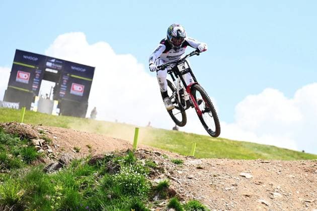 COUPE DU MONDE VTT LOUDENVIELLE 2025 BASTIEN ARBERET MAXPPP AMAURY PIERRON (FRA), COMMENCAL MUC-OFF BY RIDING ADDICTION COUPE DU MONDE DE VTT UCI MOUNTAIN BIKE 2025 A LOUDENVIELLE-PEYRAGUDES, HAUTES-PYRENEES QUALIFICATION DOWNHILL DESCENTE DHI LE 31 MAI 2025 PYRENEES BIKE FESTIVAL PBF Mountain Bike World Cup in LOUDENVIELLE on May 301 2025. LOUDENVIELLE HAUTES-PYRENEES FRANCE  Copyright: xMAXPPPxBASTIENxARBERETx BAR_3163 BARx3163