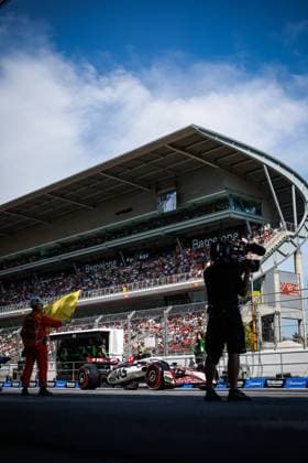 87 Oliver Bearman (GBR, MoneyGram Haas F1 Team), F1 Grand Prix of Spain at Circuit de Barcelona-Catalunya on May 31, 2025 in Barcelona, Spain. (Photo by HOCH ZWEI) Barcelona Spain