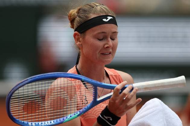 May 31, 2025, Paris, Celestynow, France: MARIE BOUZKOVA of Czech Republic during the match against Coco Gauff of USA in the third round of the French Open 2025 at Roland Garros in Paris. Bouzkova lost 1:6, 6:7 Paris France - ZUMAc278 20250531_zsp_c278_041 Copyright: xMarcinxCholewinskix