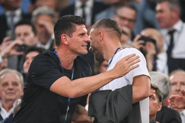 Mario Gomez und Lukas Podolski gestures during the UEFA Champions League Final 2025 between Paris Saint-Germain and FC Internazionale Milano at Munich Football Arena on May 31, 2025 in Munich, Germany. (Photo by Harry Langer DeFodi Images)