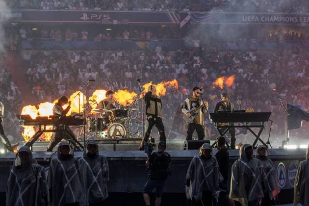 Eroeffnungsshow, Rockband LINKIN PARK bei der Kick-Off-Show zum Finale GER, Paris Saint-Germain vs. Inter Mailand, Fussball, Herren, UEFA Champions League Finale Muenchen 2025, Spielzeit 2024 2025, 31.05.2025, GER, Paris Saint-Germain vs. Inter Mailand, Fussball, Herren, UEFA Champions League Finale Muenchen 2025, Spielzeit 2024 2025, 31.05.2025 Muenchen Copyright: xEibner-Pressefoto WolfgangxFrankx EP_WFK