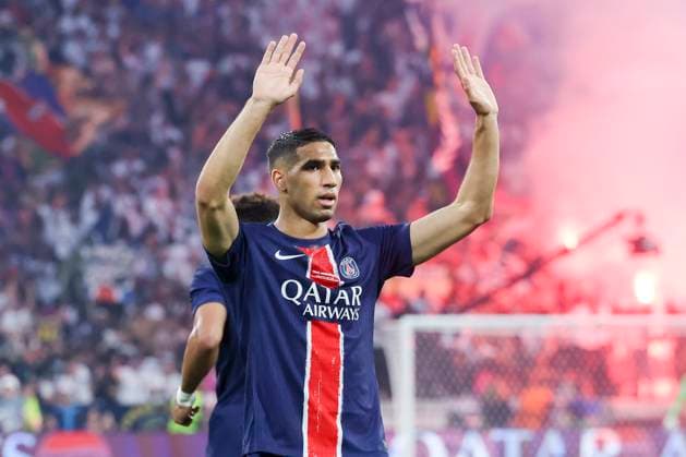 Achraf Hakimi (Paris Saint-Germain) bejubelt seinen Treffer zum 1:0, UEFA Champions League Final 2025, Paris Saint-Germain and FC Internazionale Milano, Allianz Arena am 31. May 2025 in München, Deutschland. (Foto von Marco Steinbrenner DeFodi Images) Achraf Hakimi (Paris Saint-Germain) celebrates after scoring his teams first goal, UEFA Champions League Final 2025, Paris Saint-Germain and FC Internazionale Milano, Munich Football Arena, May 31, 2025 in Munich, Germany. (Photo by Marco Steinbrenner DeFodi Images)