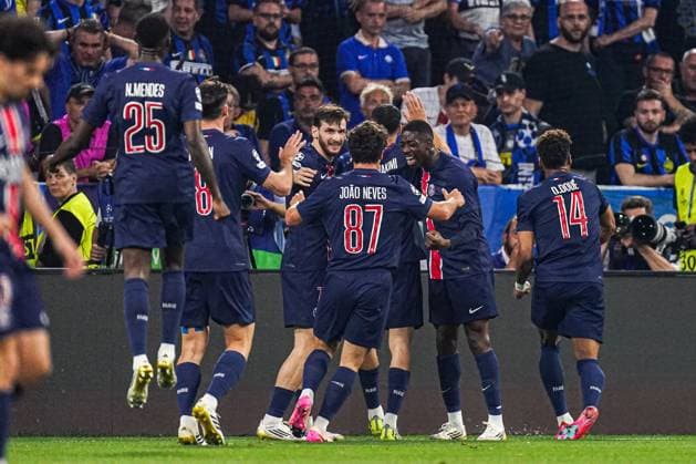 2025-05-31 Paris Saint-Germain v FC Internazionale Milano - UEFA Champions League Final 2025 MUNICH, GERMANY - MAY 31: players of Paris Saint-Germain celebrate the first goal by Achraf Hakimi of Paris Saint-Germain during the UEFA Champions League Final 2025 match between Paris Saint-Germain and FC Internazionale Milano at Munich Football Arena on May 31, 2025 in Munich, Germany. Munich Munich Football Arena Germany Content not available for redistribution in The Netherlands directly or indirectly through any third parties. Copyright: xJorisxVerwijstx