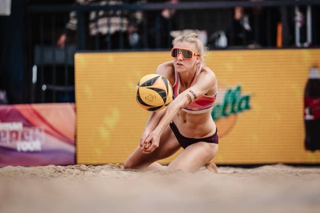 Beachvolleyball Männer Allianz German Beach Tour 2025 Tourstop Hamburg 31.05.2025 Nele Barber springt zum Ball Hamburg Active City Arena Heiligengeistf Hamburg Deutschland