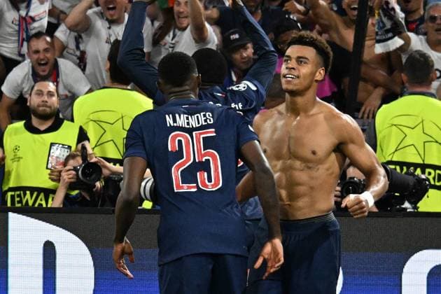 31.05.2025, xsltx, Fussball UEFA Champions League Finale 2025, Paris St.Germain - Inter Mailand v.l. Torjubel nach dem Tor zum celebrating the goal celebrate 3:0 durch Desire Doue (Paris St. Germain) (DFL DFB REGULATIONS PROHIBIT ANY USE OF PHOTOGRAPHS as IMAGE SEQUENCES and or QUASI-VIDEO) Muenchen