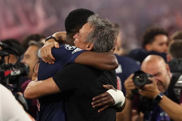 PSG manager Luis Enrique celebrates at the end of the match Paris Saint-Germain v Inter Milan, UEFA Champions League Final, Football, Allianz Arena, Munich, Germany - 31 May 2025 EDITORIAL USE ONLY No use with unauthorised audio, video, data, fixture lists, club league logos or live services. Online in-match use limited to 120 images, no video emulation. No use in betting, games or single club league player publications. Copyright: xAhmadxMora Shutterstockx 15330932ap