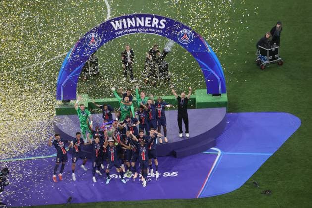 Jubilation Siegerehrung fuer Paris Saint-Germain, Fussball: Paris - Inter Mailand. Fußball UEFA Championsleague, Paris Saint-Germain - FC Internazionale Milano, Finale, Saison 2024-2025, am 31.05.2025 in Muenchen, A L L I A N Z A R E N A, Deutschland. Quelle Copyright Credit : Oryk HAIST