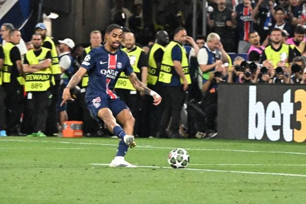 31.05.2025, xsltx, Fussball UEFA Champions League Finale 2025, Paris St.Germain - Inter Mailand v.l. Bradley Barcola (Paris St. Germain) (DFL DFB REGULATIONS PROHIBIT ANY USE OF PHOTOGRAPHS as IMAGE SEQUENCES and or QUASI-VIDEO) Muenchen
