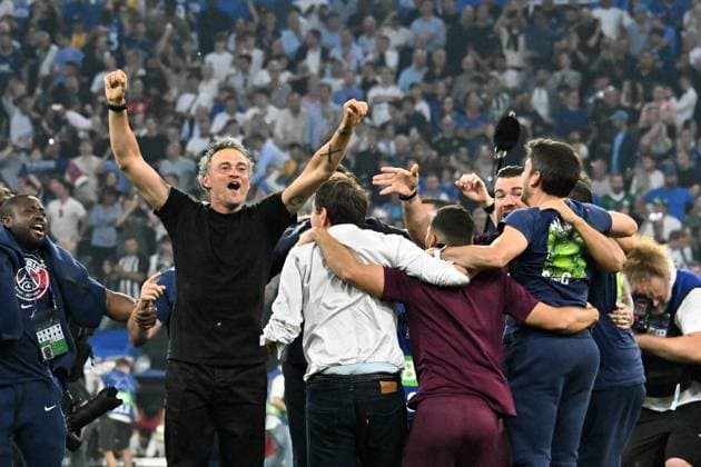 31.05.2025, xsltx, Fussball UEFA Champions League Finale 2025, Paris St.Germain - Inter Mailand v.l. Jubel, Freude über den Gewinn der Champions League Trainer Coach Luis Enrique (Paris St. Germain) (DFL DFB REGULATIONS PROHIBIT ANY USE OF PHOTOGRAPHS as IMAGE SEQUENCES and or QUASI-VIDEO) Muenchen