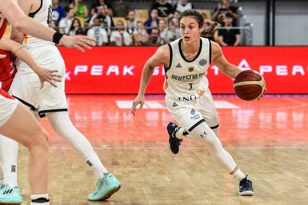Testspiel DBB Damen: Deutschland - Tschechien; BROSE Arena, Bamberg am 31.05.2025 Jennifer Crowder (Deutschland 7); Bamberg; 31.05.2025; Testspiel DBB Damen: Deutschland - Tschechien; BROSE Arena Copyright: xBEAUTIFULxSPORTS Märklx