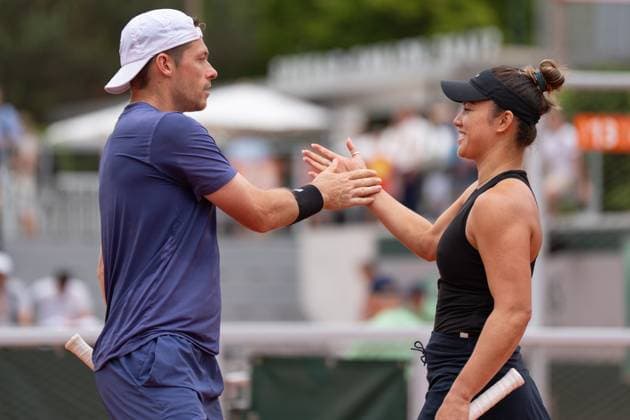 2025-05-31 French Open Roland Garros PARIS, FRANCE - MAY 31: Desirae Krawczyk of The USA, Neal Skupski of Great Britain during the French Open at Roland Garros on May 31, 2025 in Paris, France. Paris Roland Garros France Content not available for redistribution in The Netherlands directly or indirectly through any third parties. Copyright: xMarleenxFouchierx