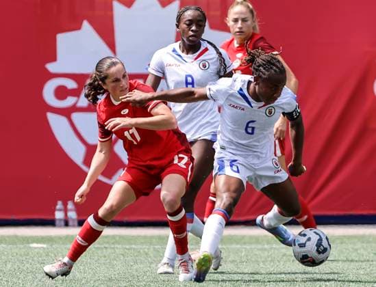 May 31, 2025, Winnipeg, Mb, CANADA: Canada s Jessie Fleming (17) defends against Haiti s Melchie Dumornay (6) during first half soccer action in Winnipeg, Saturday, May 31, 2025. Haiti Canada Womens Soccer  - ZUMAc35_ 20250531_zaf_c35_085 Copyright: xJohnxWoodsx