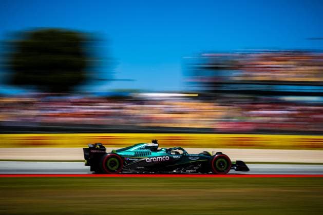 MOTORI - Formula 1 - Aramco Gran Premio de Espana 2025 - Practice 3 & Qualifying 18 Lance Stroll, (CND) Aramco Aston Martin Mercedes AMR25, during the Spanish GP, Barcelona 29 May-1 June 2025, Montemelo Formula 1 World Championship, WM, Weltmeisterschaft 2025. Spain Spain  Copyright: xIPAxSport ABACAx