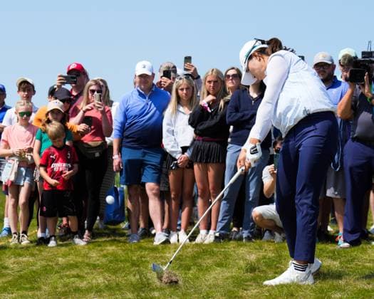 May 31, 2025, Madison, Wisconsin, USA: HINAKO SHIBUNO of Japan hits an iron out of the rough during the third round of the 2025 LPGA, Golf Damen U.S. Womens Open at Erin Hills Golf Course in Erin, Wis. Madison USA - ZUMAb262 20250531_znp_b262_019 Copyright: xJeffxM.xBrownx
