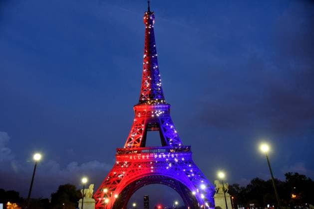 RECORD DATE NOT STATED Eiffel Tower in the colors of Paris Saint-Germain - Paris illumination of the Eiffel Tower in the colors of Paris Saint-Germain PSG winning of the UEFA Champions League final football match over Inter Milan in Munich, in Paris, France on May 31, 2025 Photo by Alain Apaydin ABACAPRESS.COM Paris France  Copyright: xApaydinxAlain ABACAx