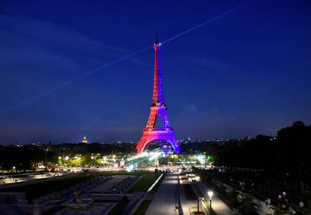 RECORD DATE NOT STATED Eiffel Tower in the colors of Paris Saint-Germain - Paris illumination of the Eiffel Tower in the colors of Paris Saint-Germain PSG winning of the UEFA Champions League final football match over Inter Milan in Munich, in Paris, France on May 31, 2025 Photo by Alain Apaydin ABACAPRESS.COM Paris France  Copyright: xApaydinxAlain ABACAx
