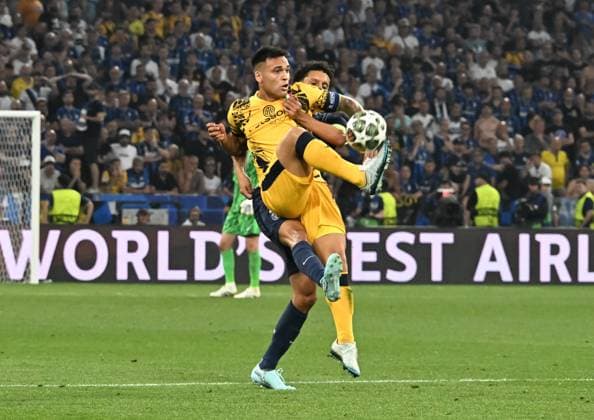 31.05.2025, xsltx, Fussball UEFA Champions League Finale 2025, Paris St.Germain - Inter Mailand v.l. Lautaro Martinez (Inter Mailand), Marquinhos (Paris Saint-Germain) (DFL DFB REGULATIONS PROHIBIT ANY USE OF PHOTOGRAPHS as IMAGE SEQUENCES and or QUASI-VIDEO)