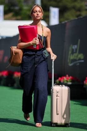 Margarida Corceiro, model , Race, F1 Grand Prix of Spain, am 01. June 2025 in Barcelona, Spain. (Foto von Diogo Cardoso DeFodi Images) Margarida Corceiro, model , Race, F1 Grand Prix of Spain, Circuit de Barcelona-Catalunya on June 1, 2025 in Barcelona, Spain. (Photo by Diogo Cardoso DeFodi Images)
