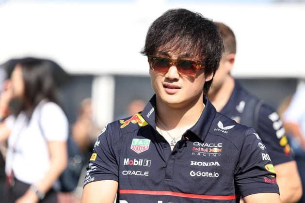 01.06.2025, xrarjax, Motorsport FIA Formel 1, Großer Preis von Spanien 2025 v.l. Yuki Tsunoda (Orcacle Red Bull Racing) Startnummer 22 (FIA REGULATIONS PROHIBIT ANY USE OF PHOTOGRAPHS as IMAGE SEQUENCES and or QUASI-VIDEO) Barcelona