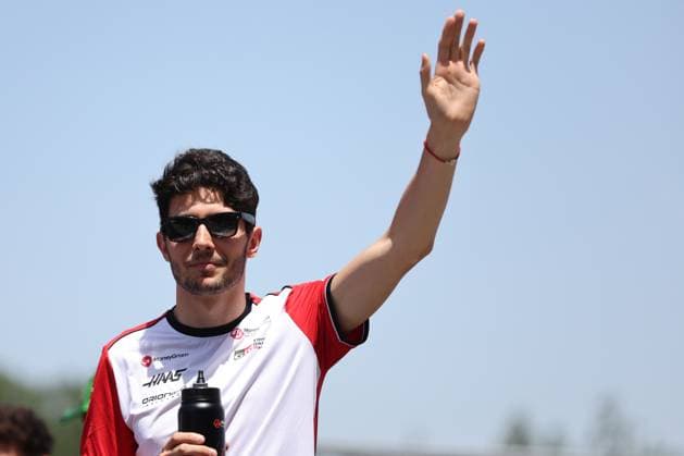 Esteban Ocon of France and Haas F1 Team , Race, F1 Grand Prix of Spain, am 01. June 2025 in Barcelona, Spain. (Foto von Diogo Cardoso DeFodi Images) Esteban Ocon of France and Haas F1 Team , Race, F1 Grand Prix of Spain, Circuit de Barcelona-Catalunya on June 1, 2025 in Barcelona, Spain. (Photo by Diogo Cardoso DeFodi Images)