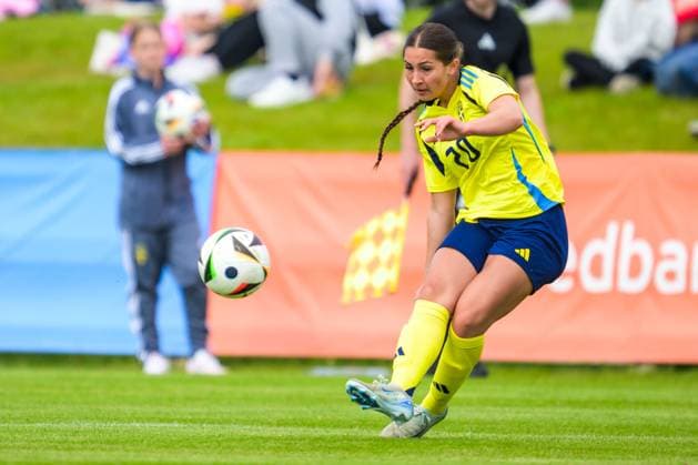 250601 Filippa Sjöström of Sweden during the International Friendly, Länderspiel, Nationalmannschaft football match between Sweden and Denmark on June 1, 2025 in Borgholm. Photo: Suvad Mrkonjic BILDBYRAN COP 170 SM0400 fotboll football soccer fotball u18 f18 sverige sweden danmark denmark dambbeng Copyright: SUVADxMRKONJIC BB250601SM016
