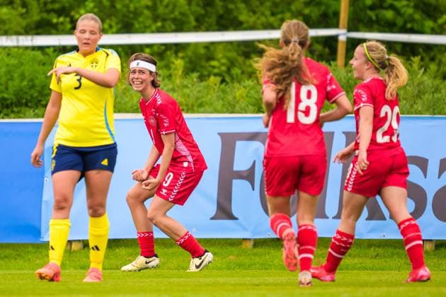 250601 Flora Hojer of Denmark celebrates after 2-3 during the International Friendly, Länderspiel, Nationalmannschaft football match between Sweden and Denmark on June 1, 2025 in Borgholm. Photo: Suvad Mrkonjic BILDBYRAN COP 170 SM0400 fotboll football soccer fotball u18 f18 sverige sweden danmark denmark dambbeng jubel Copyright: SUVADxMRKONJIC BB250601SM097