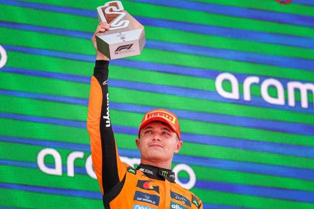 Lando Norris of Great Britain and McLaren , Race, F1 Grand Prix of Spain, am 01. June 2025 in Barcelona, Spain. (Foto von Diogo Cardoso DeFodi Images) Lando Norris of Great Britain and McLaren , Race, F1 Grand Prix of Spain, Circuit de Barcelona-Catalunya on June 1, 2025 in Barcelona, Spain. (Photo by Diogo Cardoso DeFodi Images)