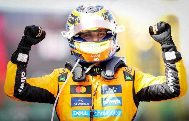 BARCELONA - Oscar Piastri (McLaren) celebrates his victory at the Circuit de Barcelona-Catalunya after the end of the Spanish Grand Prix. ANP SANDER KING xVIxANPxSportx xxANPxIVx 529111754 originalFilename: 529111754.jpg