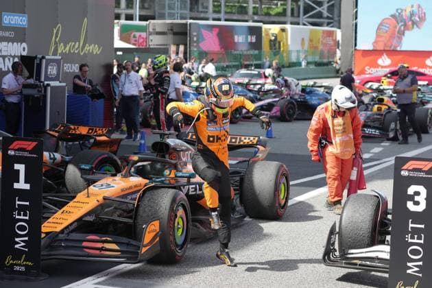 01.06.2025, Circuit de Catalunya, Barcelona, Formel 1 Aramco Grand Prix von Spanien 2025 , im Bild Sieger Oscar Piastri (AUS), McLaren F1 Team (Photo by Hasan Bratic DeFodi Images)