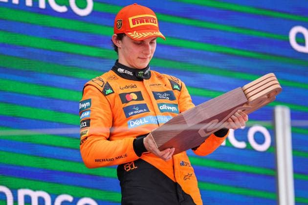 Oscar Piastri of Australia and McLaren , Race, F1 Grand Prix of Spain, am 01. June 2025 in Barcelona, Spain. (Foto von Diogo Cardoso DeFodi Images) Oscar Piastri of Australia and McLaren , Race, F1 Grand Prix of Spain, Circuit de Barcelona-Catalunya on June 1, 2025 in Barcelona, Spain. (Photo by Diogo Cardoso DeFodi Images)