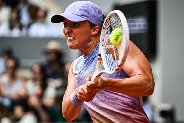 June 1, 2025, Paris, France, France: Iga SWIATEK of Poland during the eighth day of Roland-Garros 2025, French Open 2025, Grand Slam tennis tournament at Roland-Garros Stadium on June 01, 2025 in Paris, France. Paris France - ZUMAm308 20250601_zsp_m308_023 Copyright: xMatthieuxMirvillex