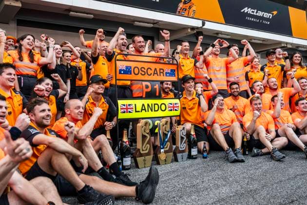 F1 - SPANISH GRAND PRIX 2025 McLaren F1 Team, NORRIS Lando (gbr), McLaren F1 Team MCL39, PIASTRI Oscar (aus), McLaren F1 Team MCL39, portrait during the Formula 1 Aramco Gran Premio de Espana 2025, Spanish Grand Prix 2025, 9th round of the 2025 FIA Formula One World Championship, WM, Weltmeisterschaft from May 30 to June 1, 2025 on the Circuit de Barcelona-Catalunya, in Montmelo, Spain - MontmeloSpain Copyright: xCharlyxLopezx