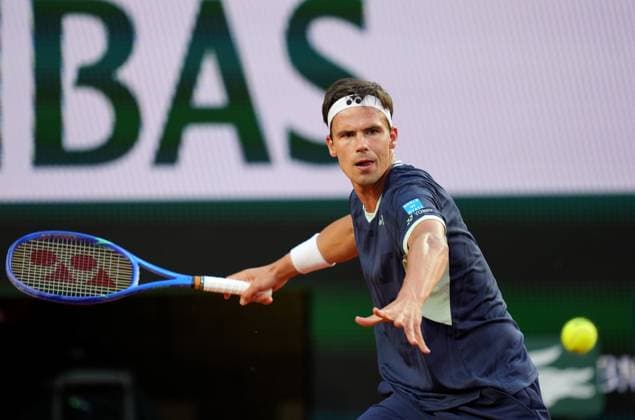 TENNIS - French Open 2025 PARIS,FRANCE,01.JUN.25 - TENNIS - ATP, Tennis Herren World Tour, French Open, Roland Garros, Grand Slam. Image shows Daniel Altmaier (GER).  GEPAxpictures xMichaelxRiedler