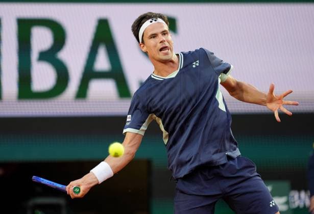 TENNIS - French Open 2025 PARIS,FRANCE,01.JUN.25 - TENNIS - ATP, Tennis Herren World Tour, French Open, Roland Garros, Grand Slam. Image shows Daniel Altmaier (GER).  GEPAxpictures xMichaelxRiedler