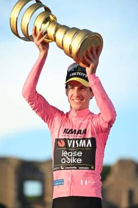 01-06-2025 Giro D italia; Tappa 21 Roma - Roma; 2025, Visma - Lease A Bike; Yates, Simon; Roma; 